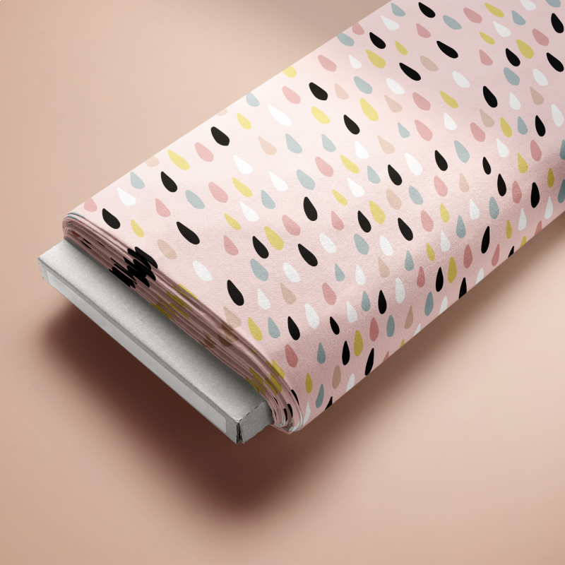 Farebn&yacute; d&aacute;žď